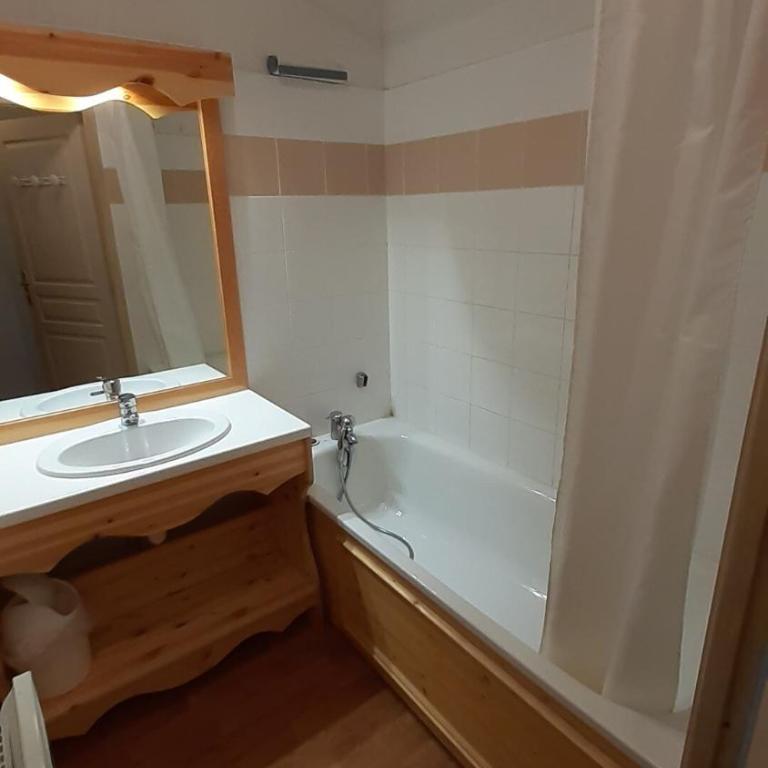 Chalets De Florence - 2 pièces 4 personnes, bien placé dans la station MAE-4354 - Appartement - 6