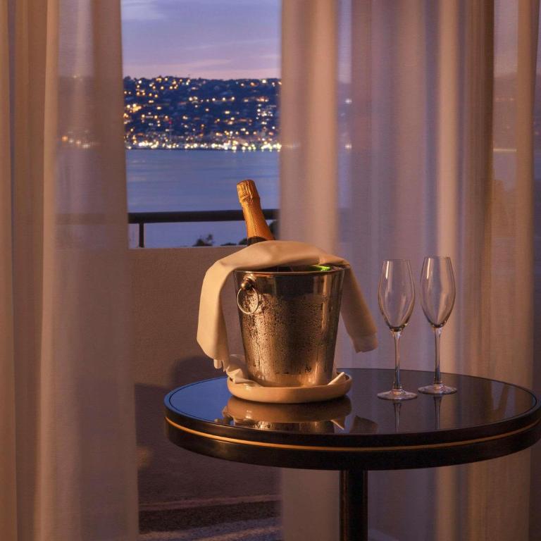 The 1932 Hotel & Spa Cap d'Antibes - MGallery Collection - Suite Junior Double avec Balcon - Vue Panoramique sur Mer - Étage Supérieur - 3