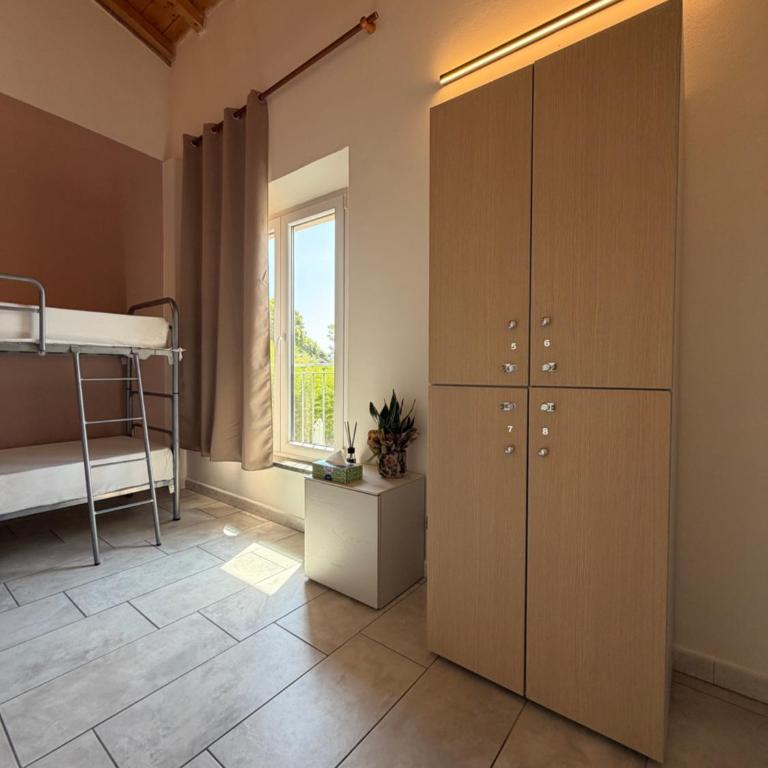 Ostello La Salana - Posto Letto in Dormitorio Misto con 4 Letti - 2