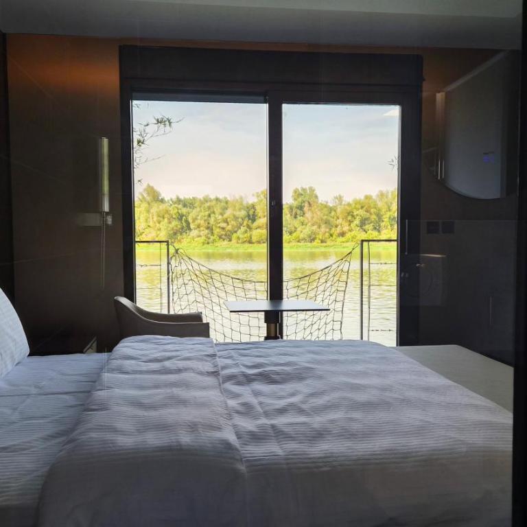 Boatel Charlie LUX - Chambre Double Deluxe avec Balcon - Vue sur Mer - 4