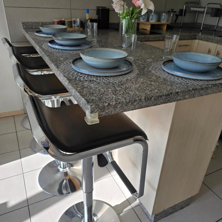 Departamento excelente ubicacion mas parking y calefaccion - One-Bedroom Apartment - 8