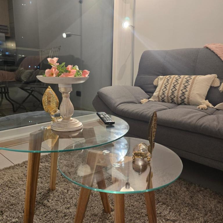 Departamento excelente ubicacion mas parking y calefaccion - One-Bedroom Apartment - 3