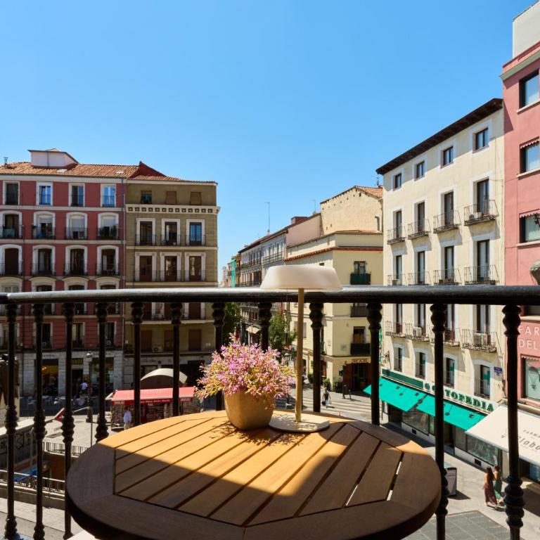 Glinter Barrio de las Letras - Apartments - Deluxe Apartment mit 1 Schlafzimmer und Stadtblick - 10