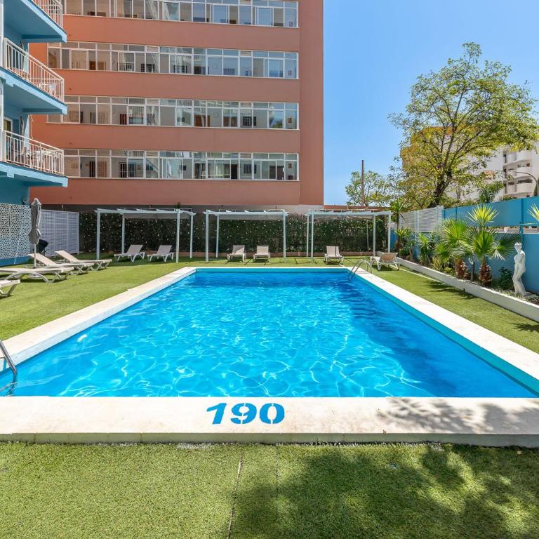 797 HOLIDAY RENTALS- Apartamento para 4 en el Velero - Apartamento - Planta baja - 3