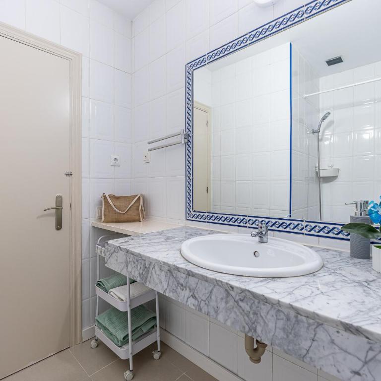 797 HOLIDAY RENTALS- Apartamento para 4 en el Velero - Apartamento - Planta baja - 20