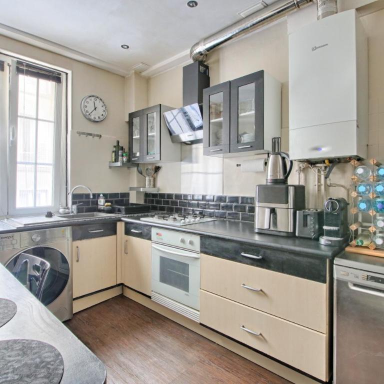 Appartement Parisien Haussmannien Ethnique - Appartement - 13