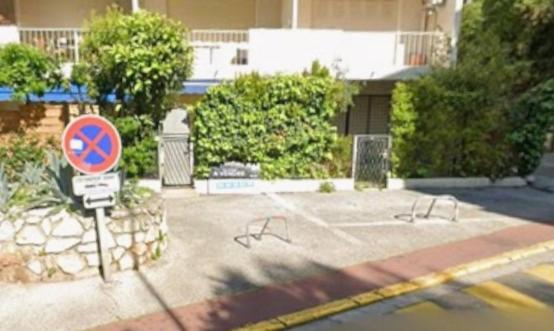 Le Riviera T2 Cour privée 5 min plage AC - Appartement 1 Chambre - 12