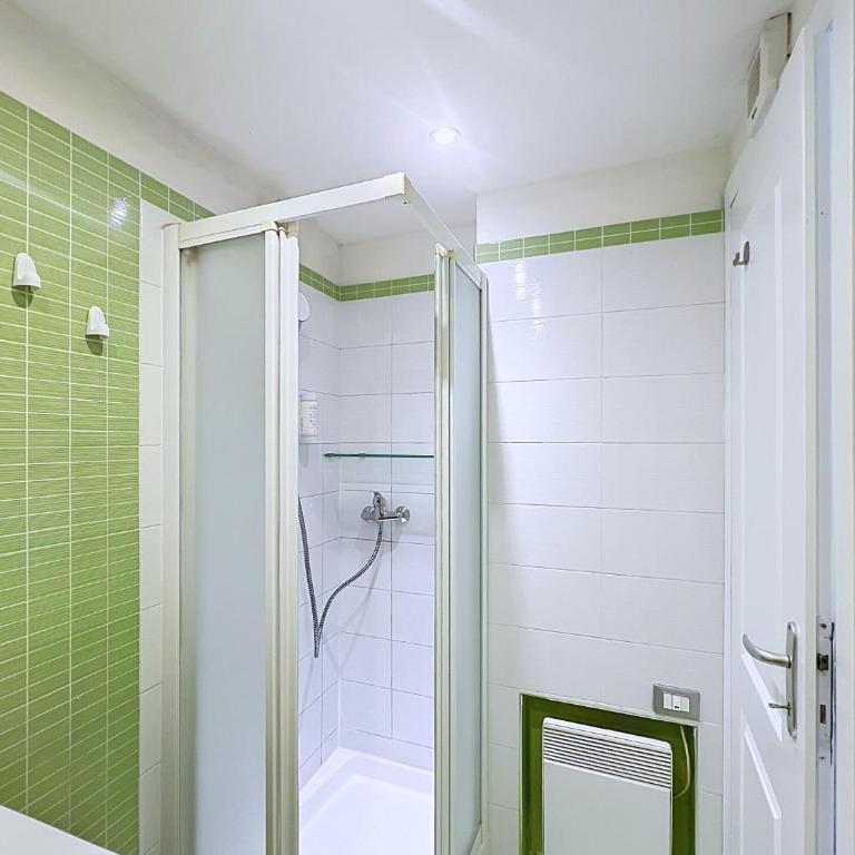 Le Riviera T2 Cour privée 5 min plage AC - Appartement 1 Chambre - 9