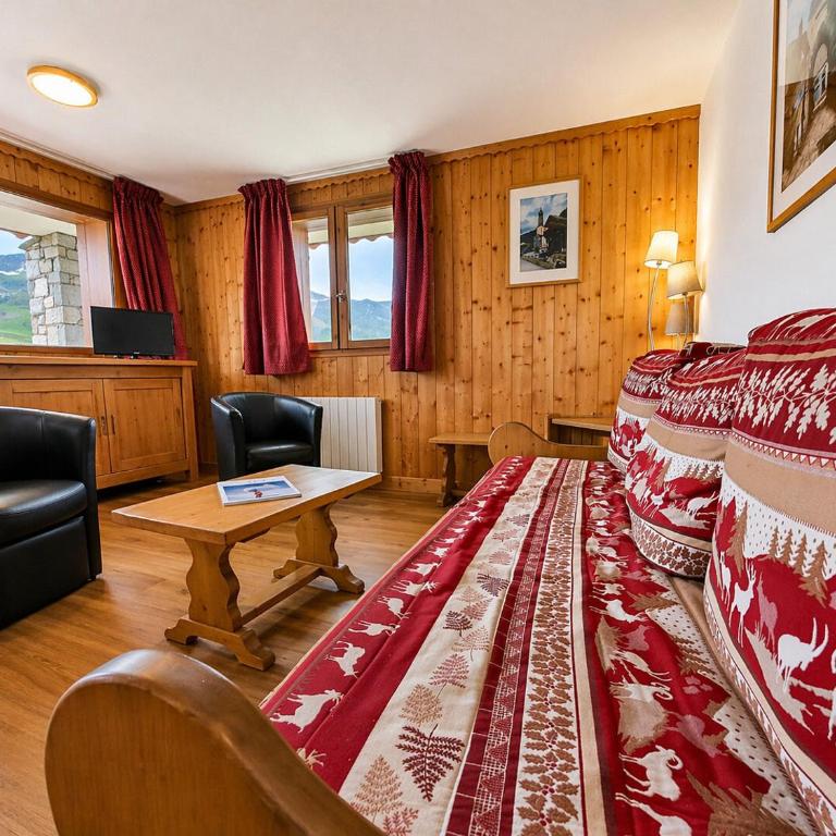 Résidence Courmayeur - Appartement rénové aux pieds des pistes pour 8 personnes MAE-4104 - Apartment - 2