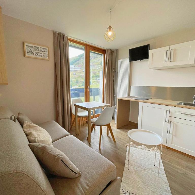 Résidence Dorons - Charmant studio pour 2 ppersonnes ski au pieds au coeur des Ménuires idéal couple MAE-6134 - Studio - 1