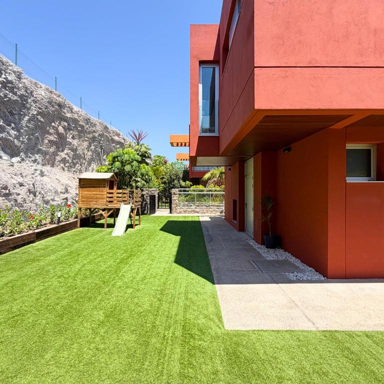 Green 9 the Dream Villa with pool and views by CanaryScape - Three-Bedroom Villa - 36