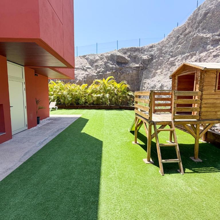 Green 9 the Dream Villa with pool and views by CanaryScape - Three-Bedroom Villa - 44