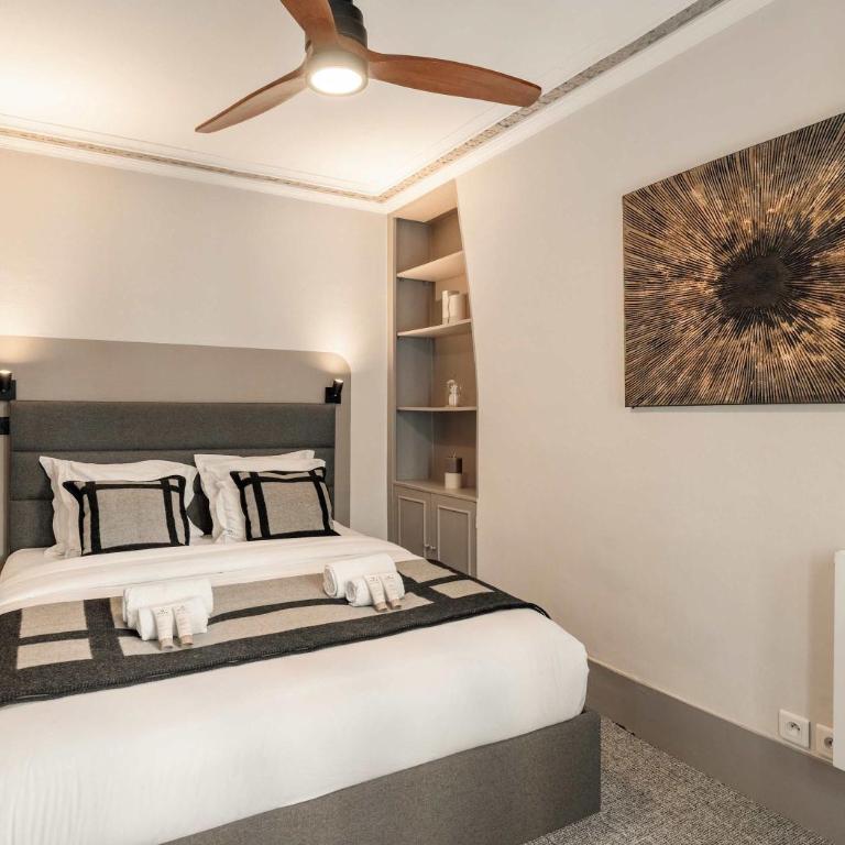 Renovated property near the Louvre - Appartement - 12