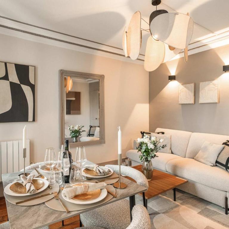 Renovated property near the Louvre - Appartement - 29