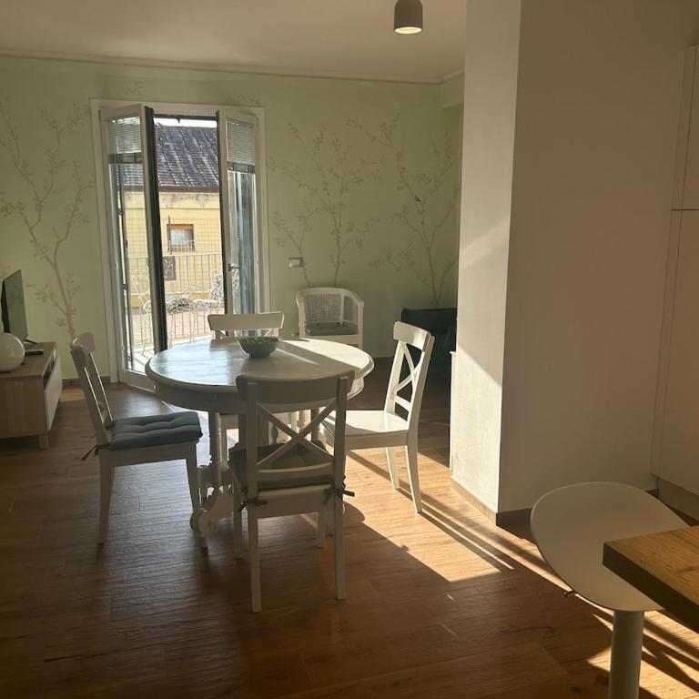 Bijou Apartment Porta Romana - Apartamento de 2 dormitorios - 40