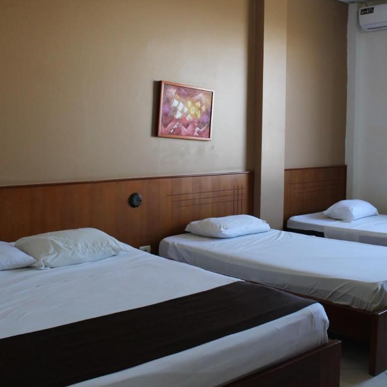 Hotel Playa Dorada Salinas - Habitación Cuádruple Clásica - 1