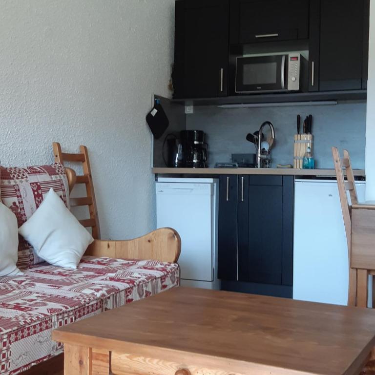 Studio chaleureux aux Glovettes - Appartement 2 Chambres - 25