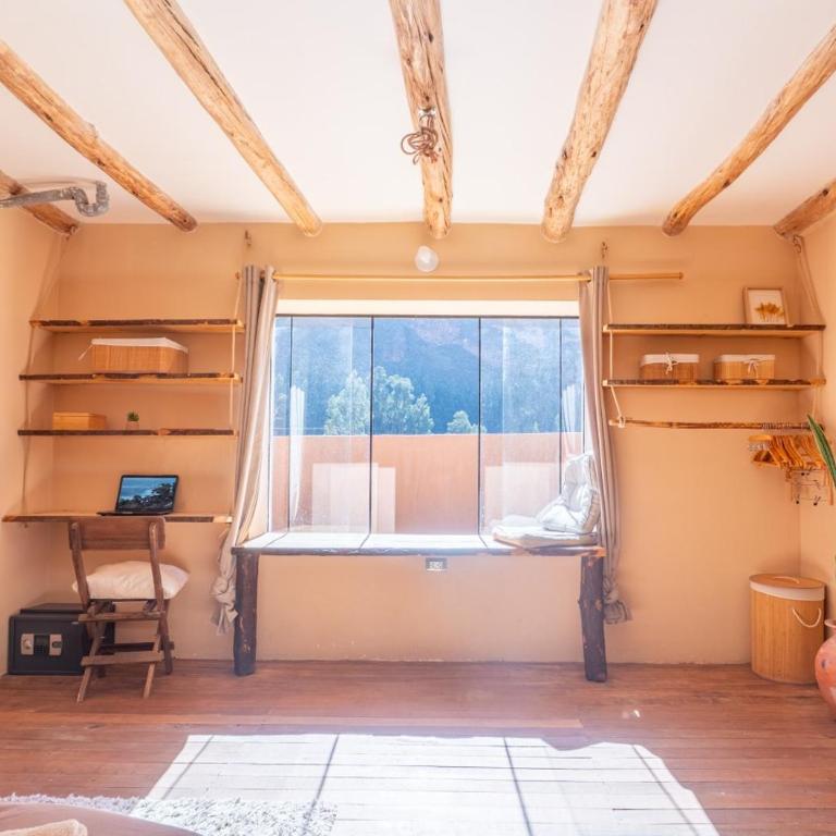 Spacious Studio in Prime Area with Views and Top Wifi - One-Bedroom Apartment - 2
