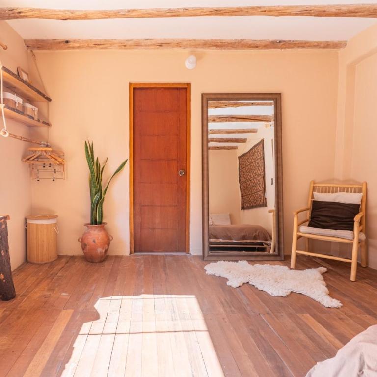 Spacious Studio in Prime Area with Views and Top Wifi - One-Bedroom Apartment - 6
