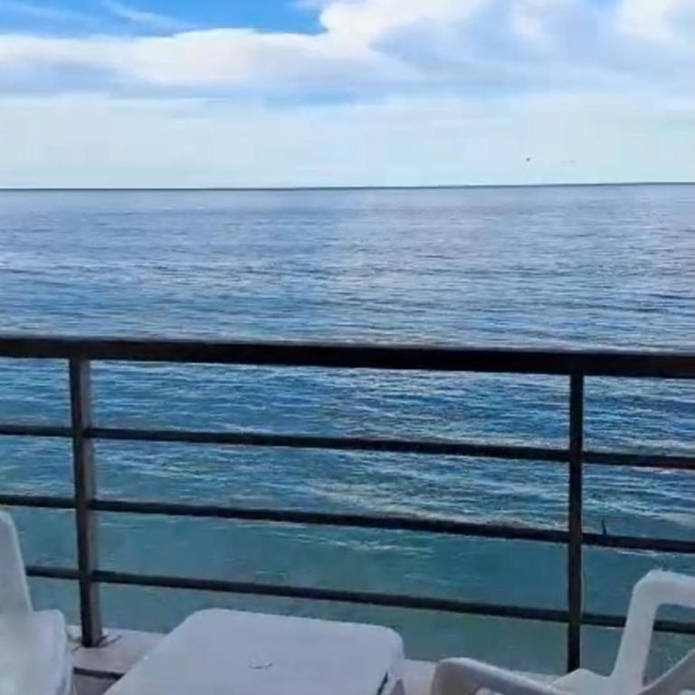 Mirador Azul Las Grutas - Apartamento de 2 dormitorios con balcón y vistas al mar - 9