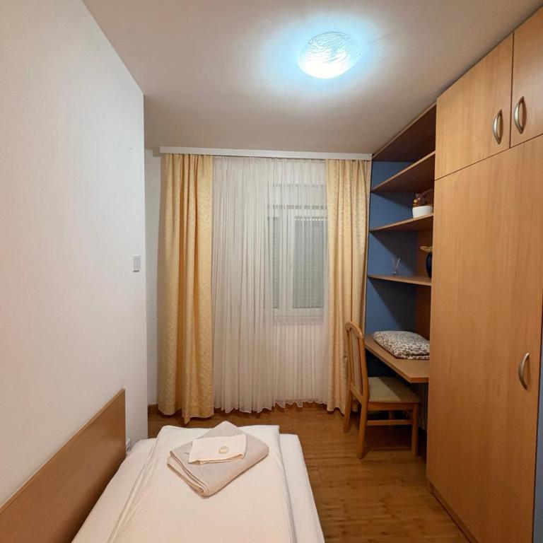 Apartman Dory - Two-Bedroom Apartment - 36
