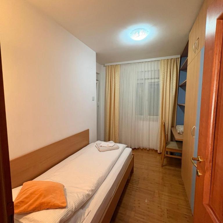 Apartman Dory - Two-Bedroom Apartment - 40