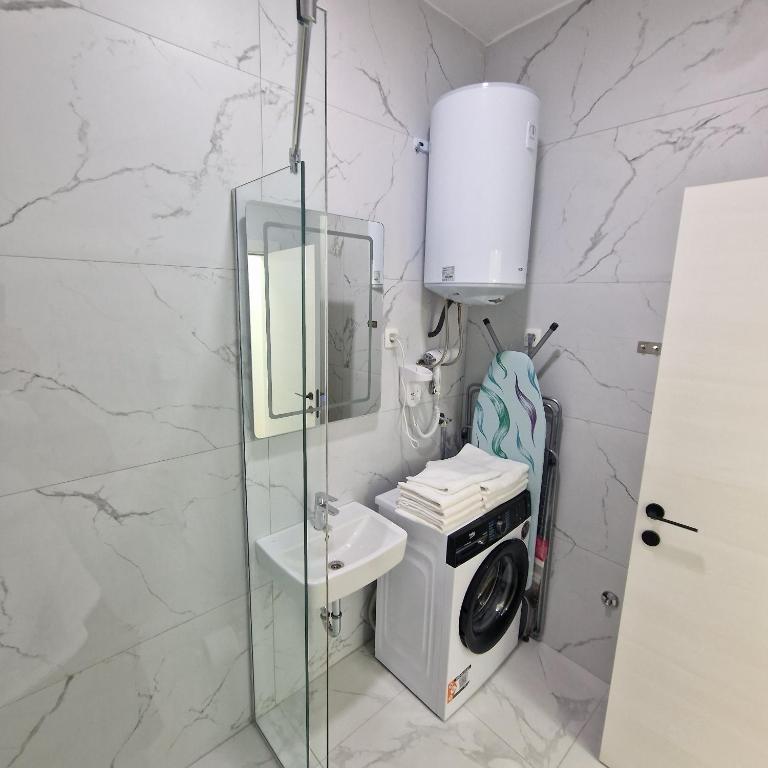 Delux Apartmani Dadi Plaza - Apartment mit 2 Schlafzimmern - 22