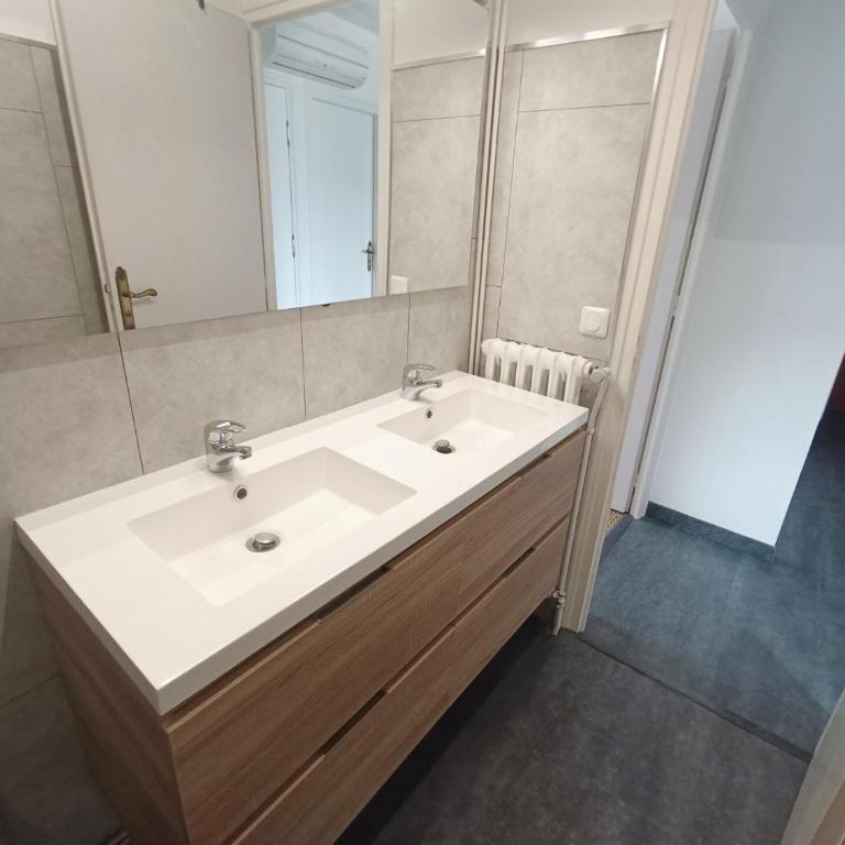 Résidence Le Rio Ii - Charmant logement avec belle vue dégagée ! MAE-6974 - Appartement - 12