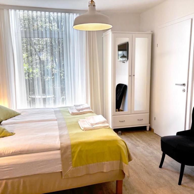 Hotel Villa Rückert - Doppelzimmer mit Balkon - 6