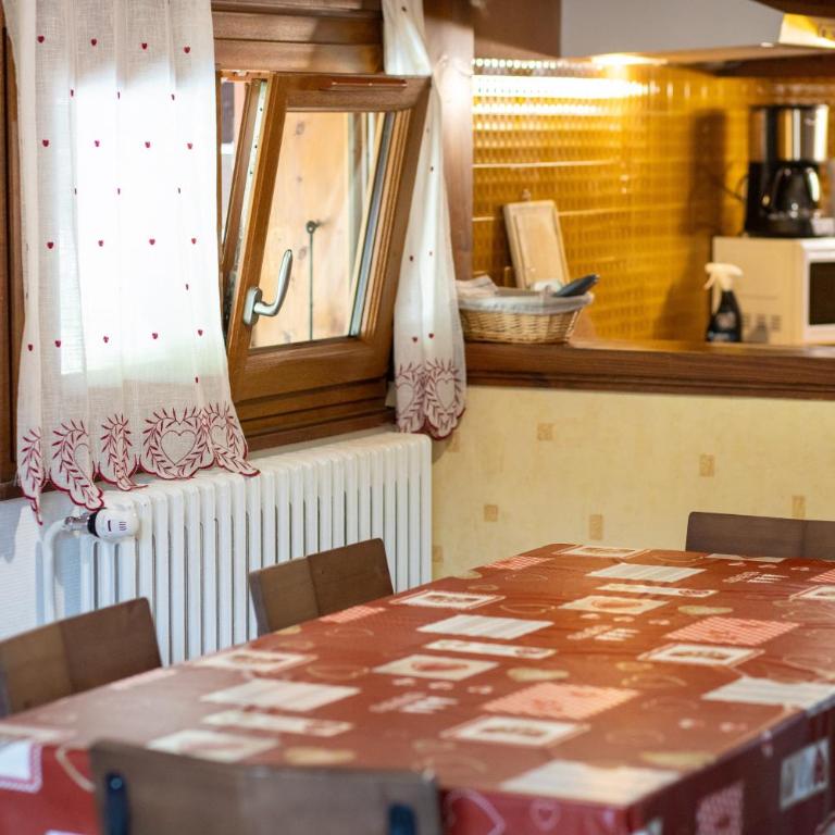 Appartement 6 pers Chalet Tournier - Two-Bedroom Deluxe Apartment with Garden View - 10
