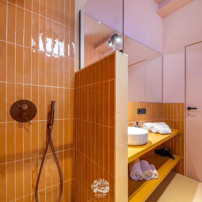 Este-Oeste Suites - Design, Comfort & Relax Assoluto - Large Double Room - 7