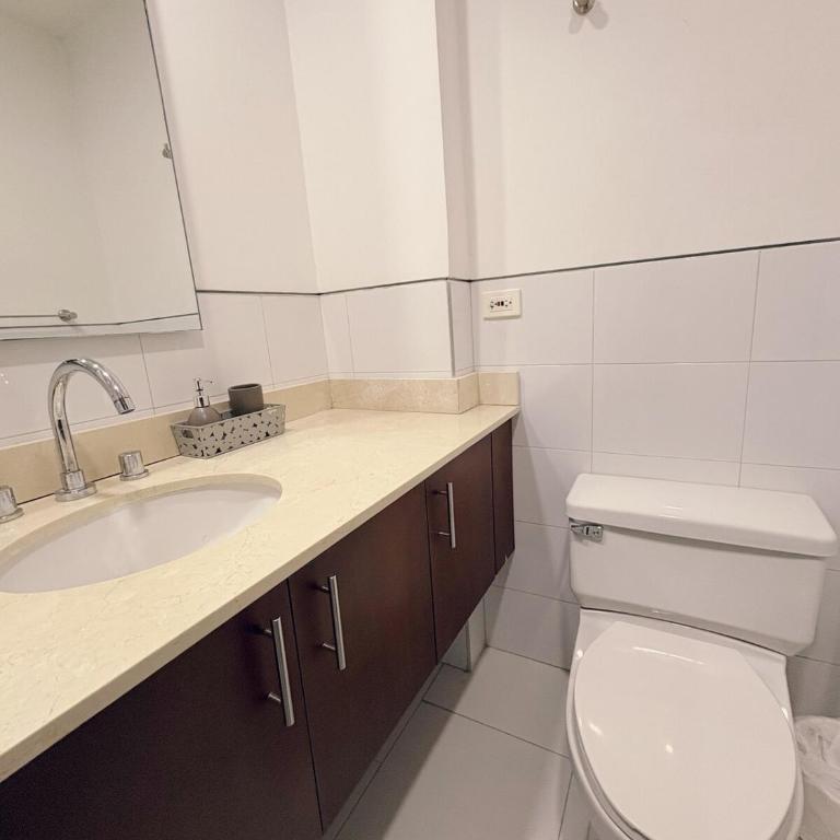 Experiencia Frente al Mar con Piscina y Playa en MORROS 922 - Apartamento de 2 dormitorios - 28