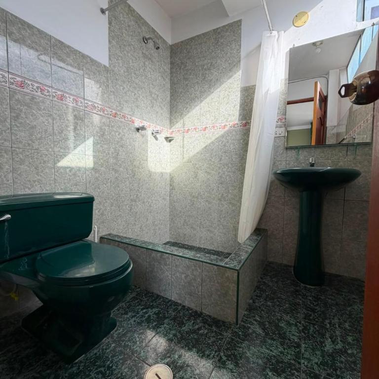 Rituales Inn San Borja - Habitación Doble Estándar - 2 camas - 4