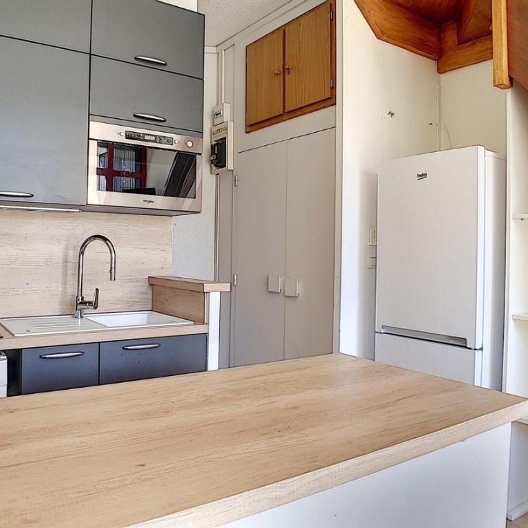 Résidence Caron - Appartement duplex lumineux · Départ et retour skis aux pieds · Balcon MAE-0004 - Appartement - 6