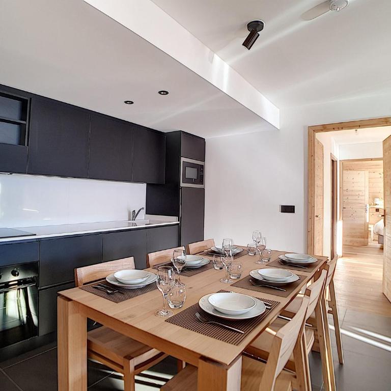 Chalet 2000 - Appartement neuf · Proche des pistes · Jacuzzi · Balcon MAE-0804 - Apartment - 3