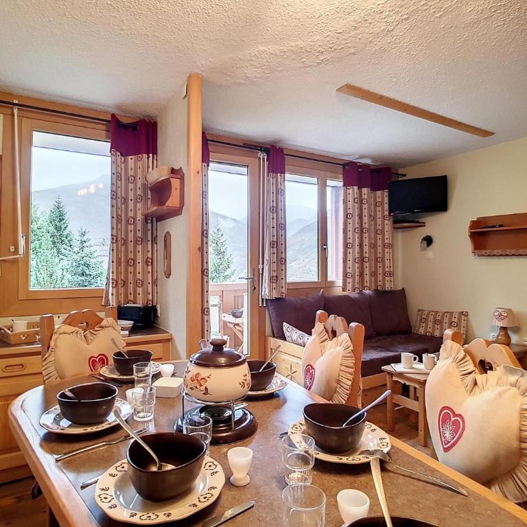 Résidence Boedette A - Appartement confortable · Départ et retour skis aux pieds · Balcon MAE-1004 - Appartement - 11