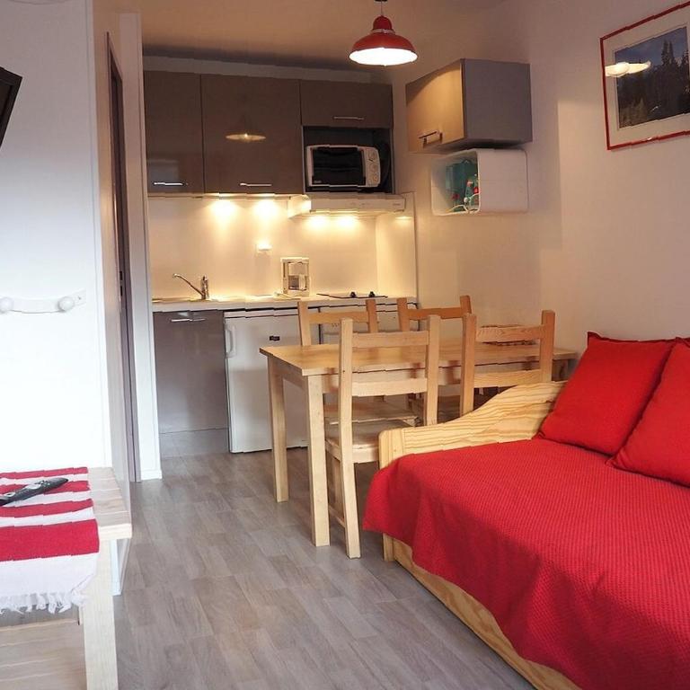 Résidence Boedette D - Appartement rénové · Départ et retour skis aux pieds · Balcon MAE-1214 - Appartement - 1