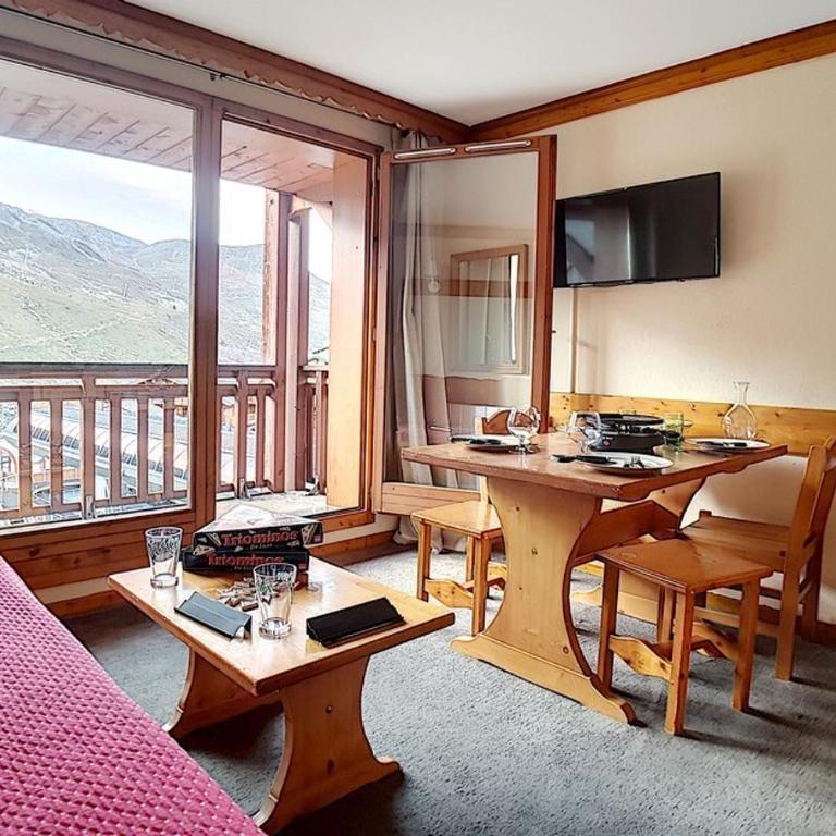 Résidence Valmonts A - Appartement standard · Départ ski aux pieds · Balcon MAE-2414 - Appartement - 5