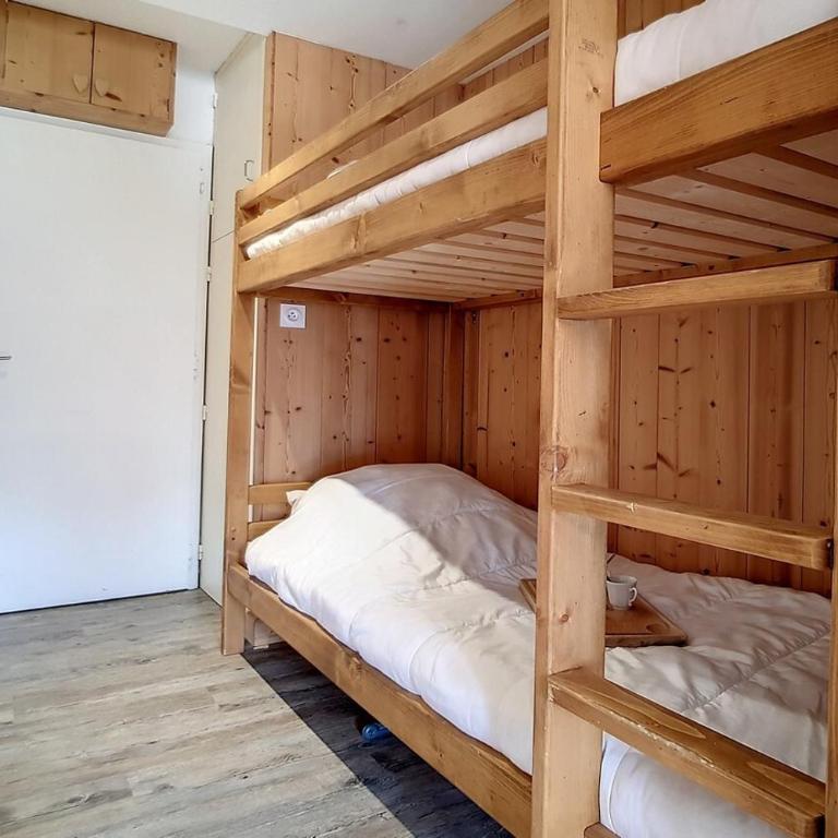 Résidence Aravis - Appartement confortable · Accès direct aux pistes · Balcon MAE-2674 - Studio - 7