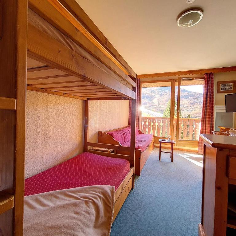 Résidence Valmonts A - Appartement standard · Départ ski aux pieds · Balcon MAE-2624 - Appartement - 12