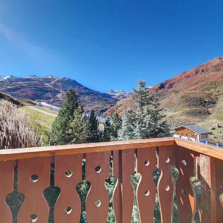 Résidence Valmonts A - Appartement standard · Départ ski aux pieds · Balcon MAE-2624 - Appartement - 13