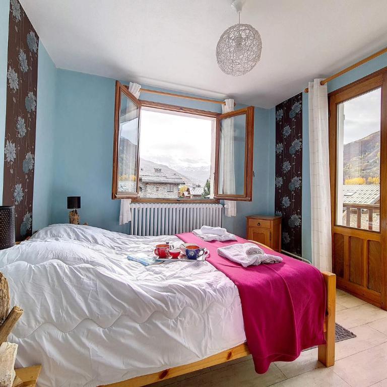 Résidence Saint Marcel - Chalet familial · Centre village de St Marcel · Terrasse ouest MAE-2924 - Chalet - 3