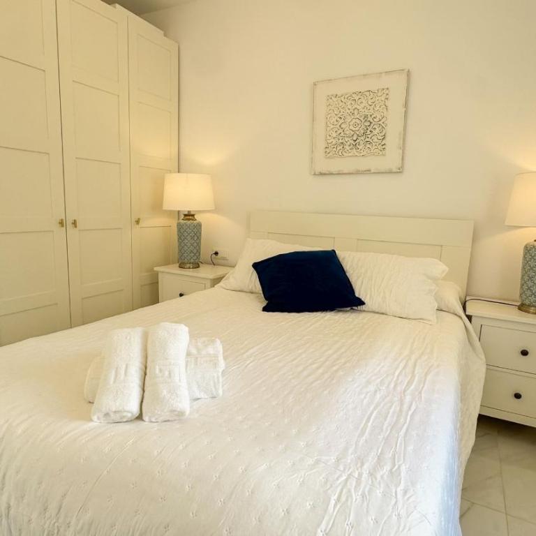 Medina Blue Nerja - Two-Bedroom Apartment - 26