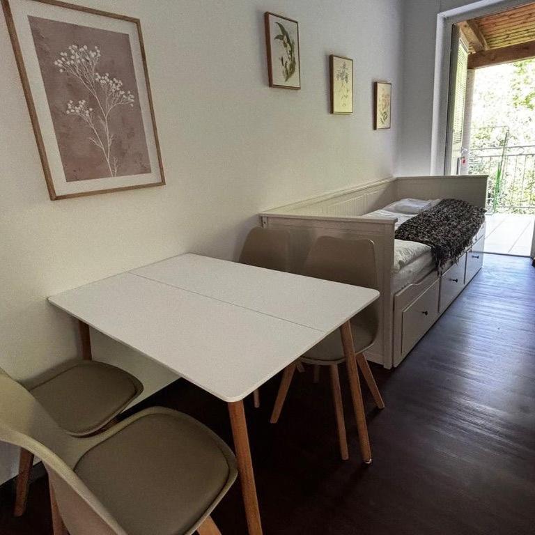 Hotel Villa Rückert - Apartment mit 2 Schlafzimmern und Balkon - 15