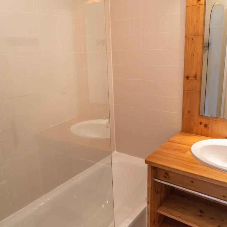 Résidence Le Balcon Des Airelles - Appartement calme au coeur des Orres 1800 MAE-6494 - Apartment - 5