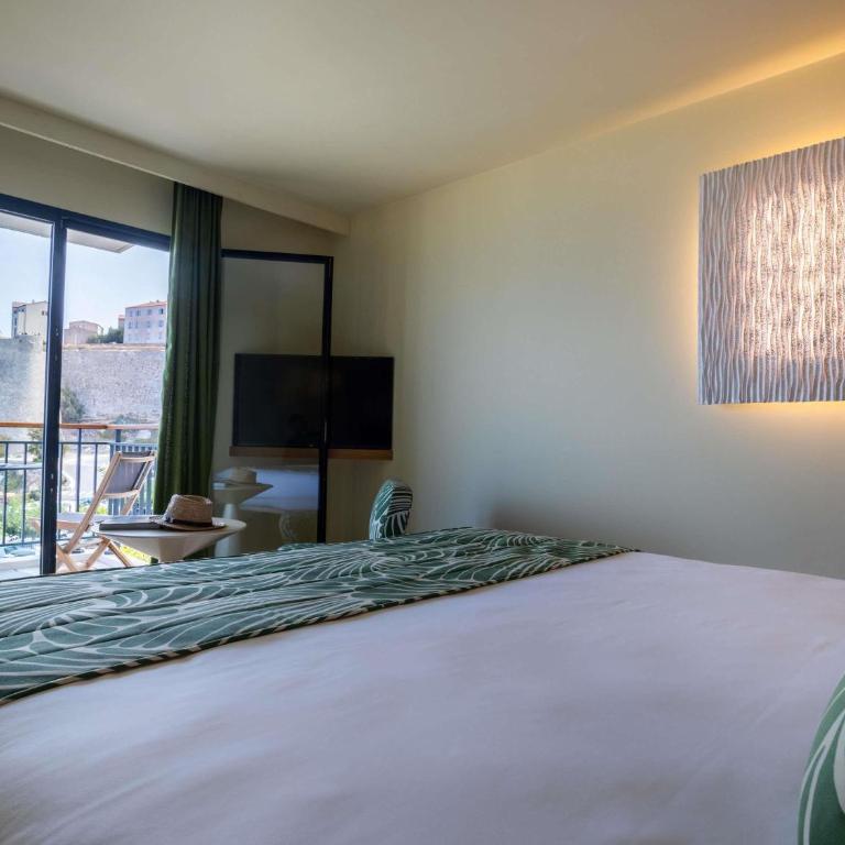 Hotel & Spa Kasano Calvi - Handwritten Collection - Chambre Double ou Lits Jumeaux Deluxe - Vue sur Mer - 2