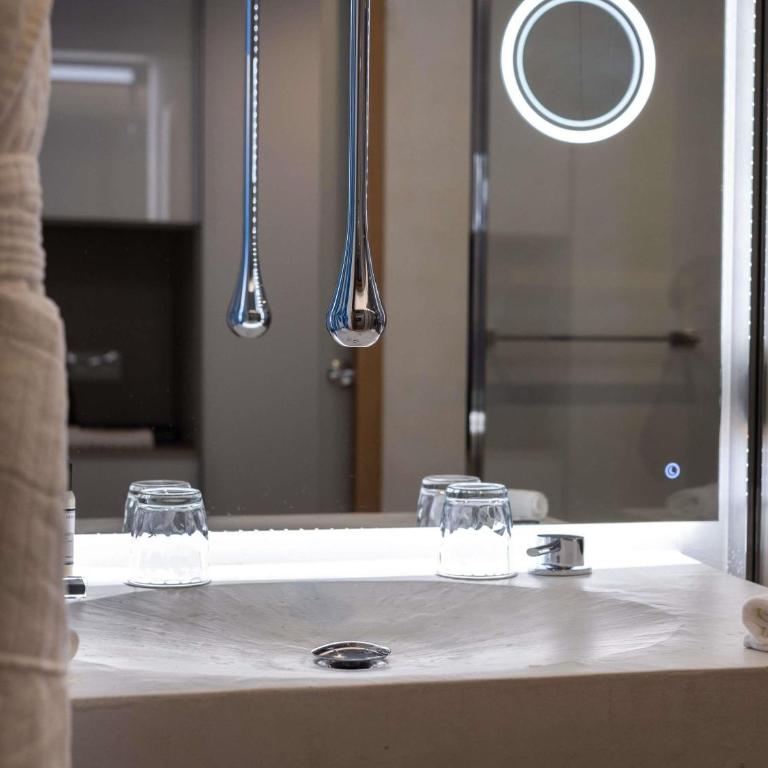 Hotel & Spa Kasano Calvi - Handwritten Collection - Chambre Double ou Lits Jumeaux Deluxe - Vue sur Mer - 3