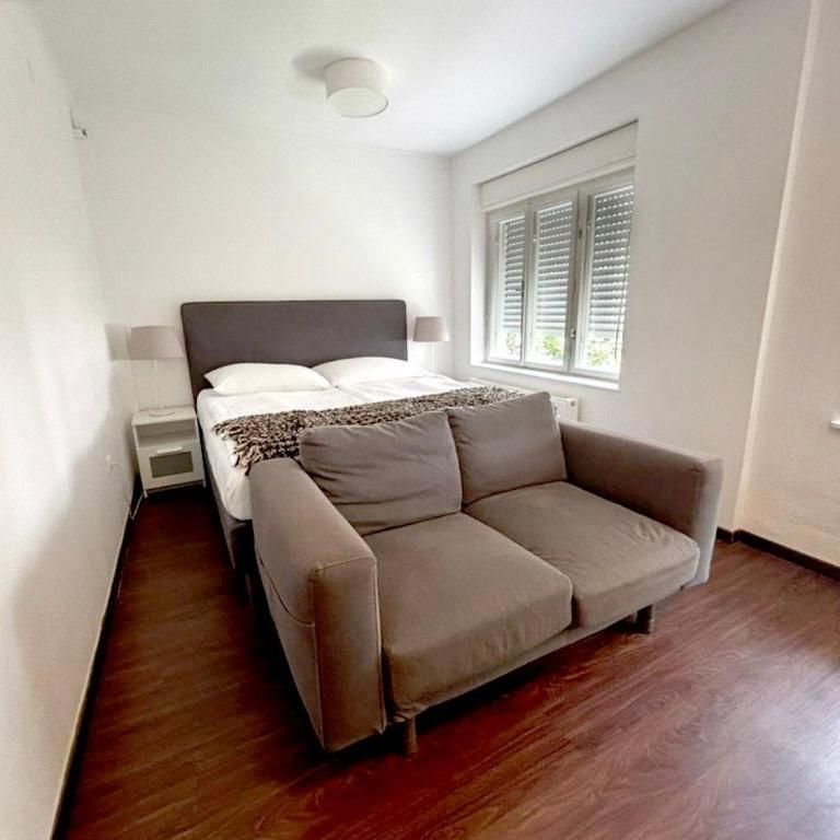 Hotel Villa Rückert - Apartment mit 2 Schlafzimmern und Balkon - 1
