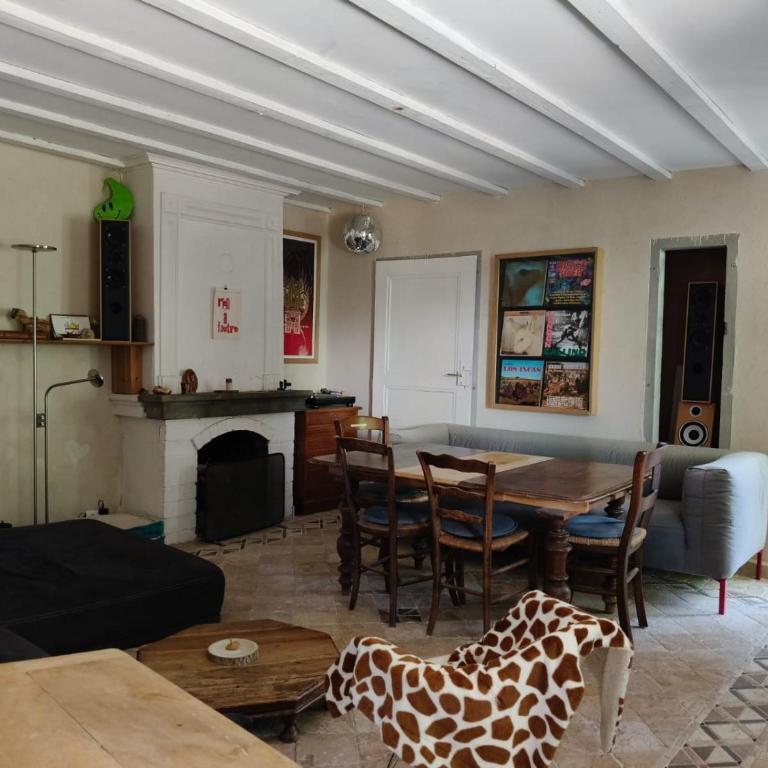 Appartement calme 90m2 dans un petit hameau au pied du Salève proche de Genève - Appartement 1 Chambre - 8