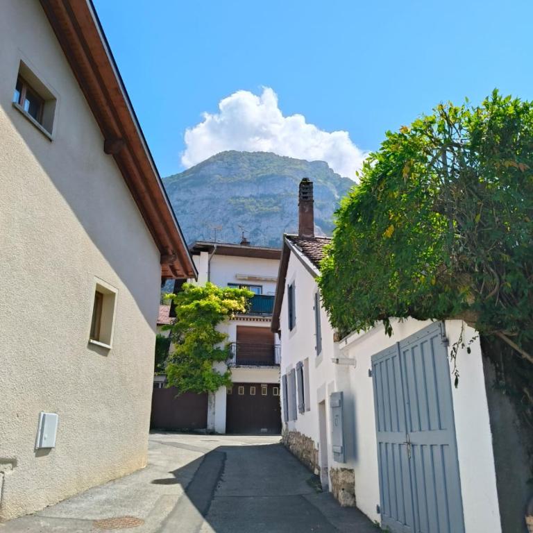 Appartement calme 90m2 dans un petit hameau au pied du Salève proche de Genève - Appartement 1 Chambre - 16